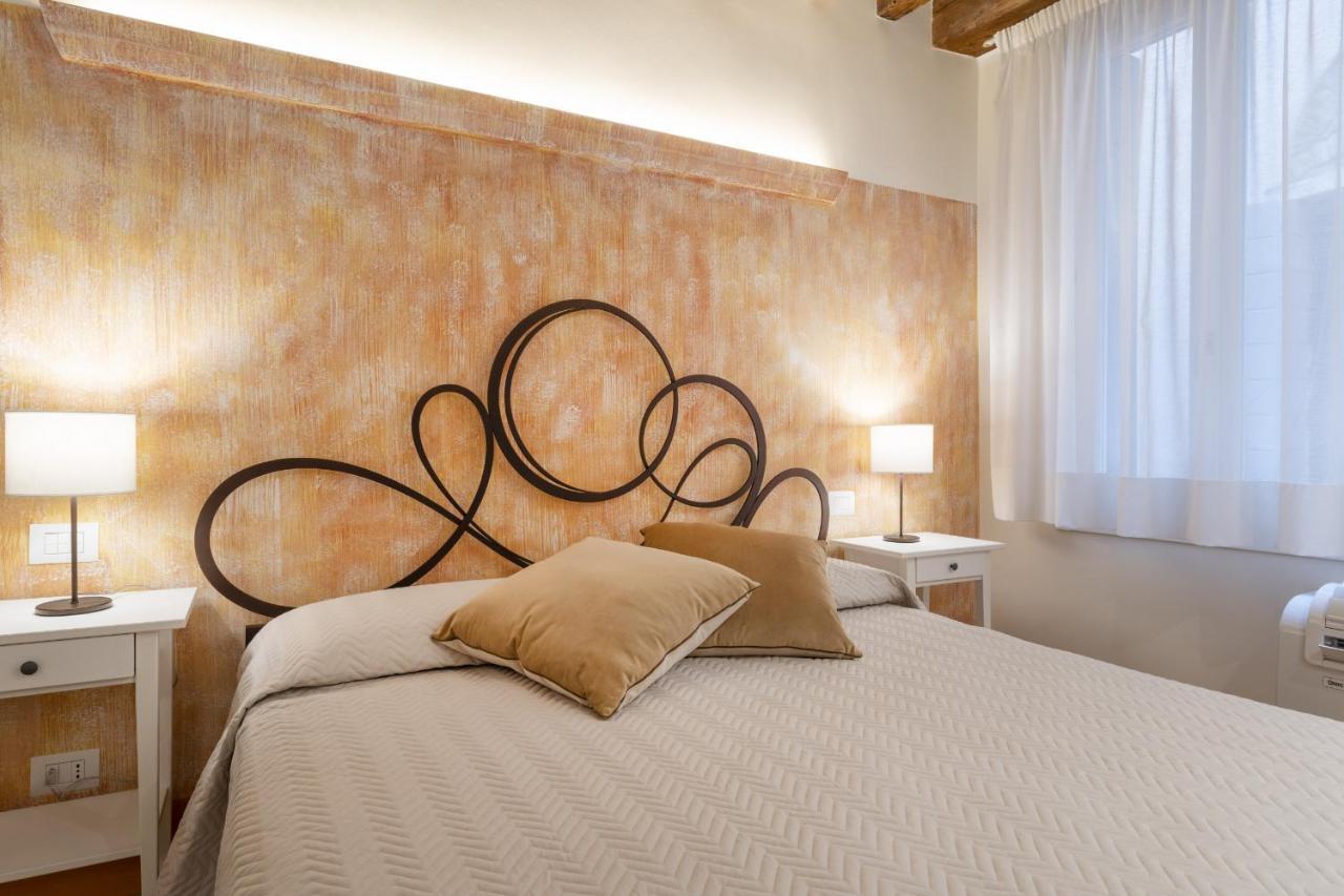 Rialto Sant'Aponal Prestige By Wonderful Italy Veneza Exterior foto
